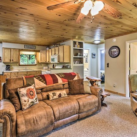 Robbinsville Cabin With Deck 3 Mi To Fontana Lake! Exterior photo